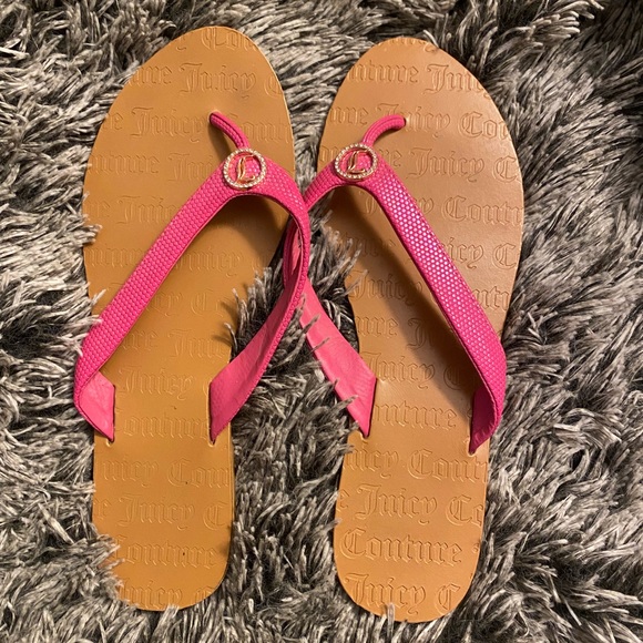 Juicy Couture Shoes - Rare Juicy Couture sandals 💕